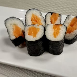 Salmon Roll