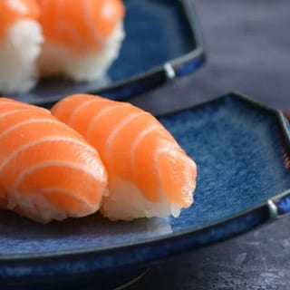Specialty Roll & Nigiri Combo